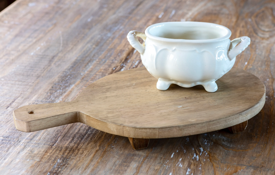 Round Low Riser With Handle