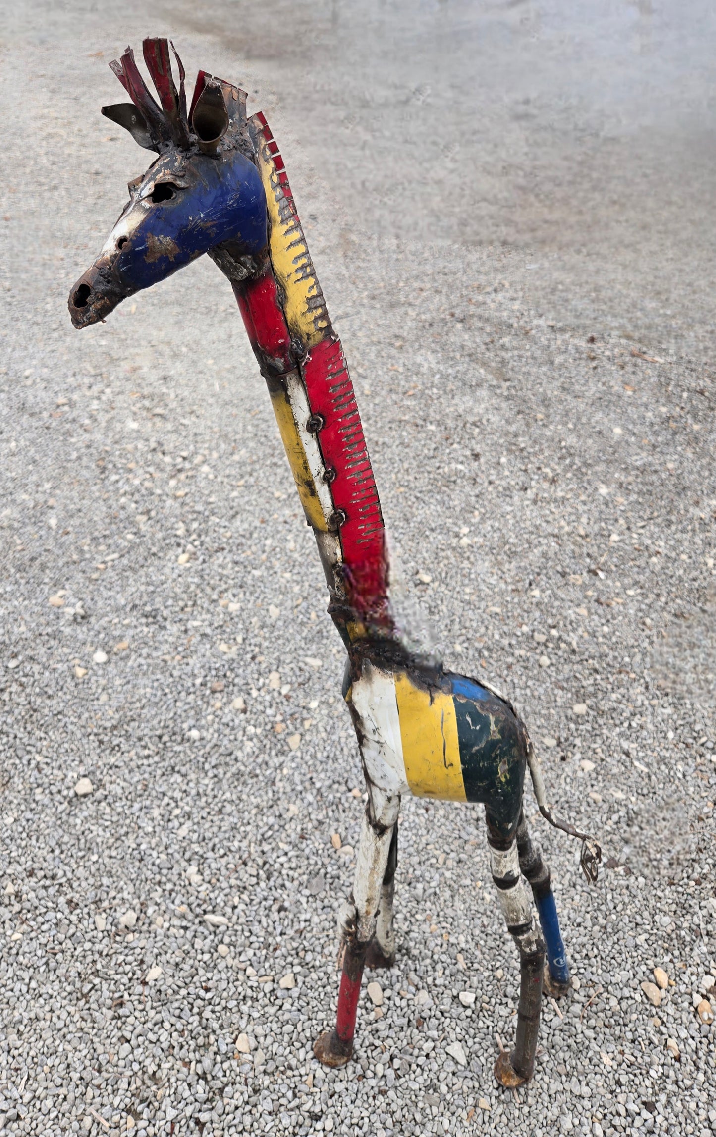 Recycled Metal Giraffe