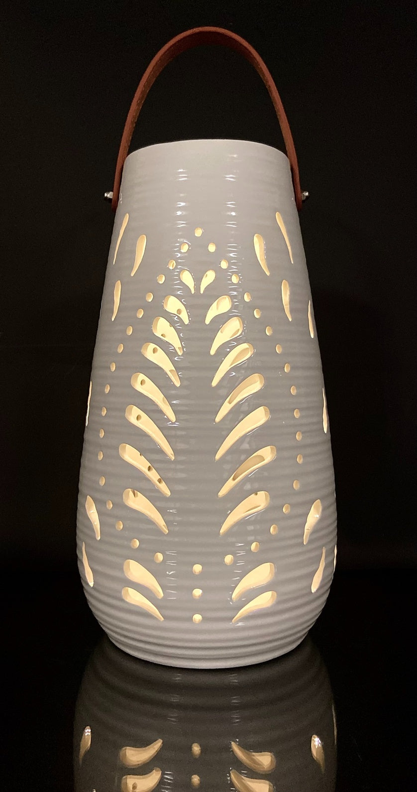 Catalina Geometric Pre-Lit Ceramic Lamp