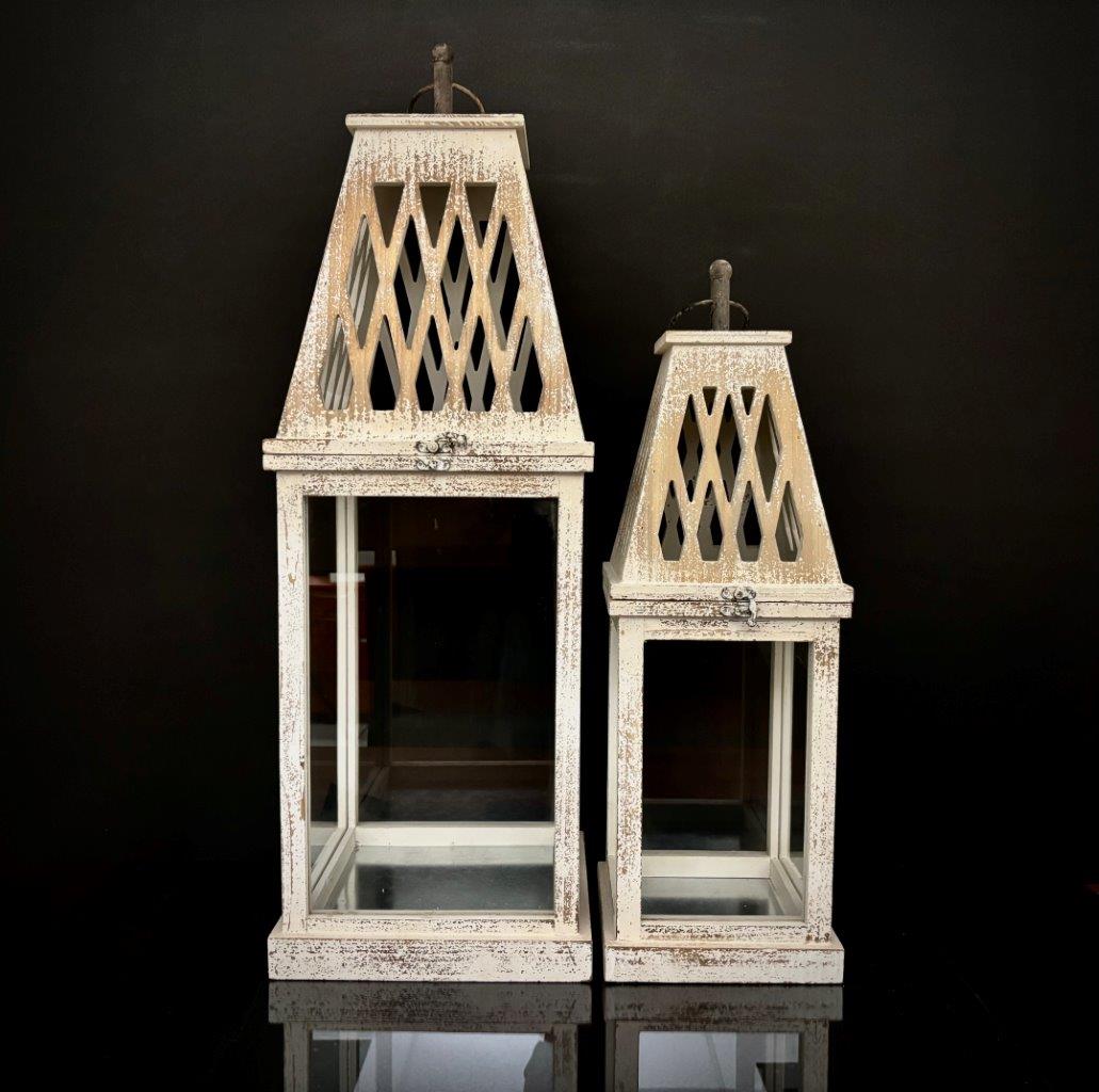 VILLA LANTERNS