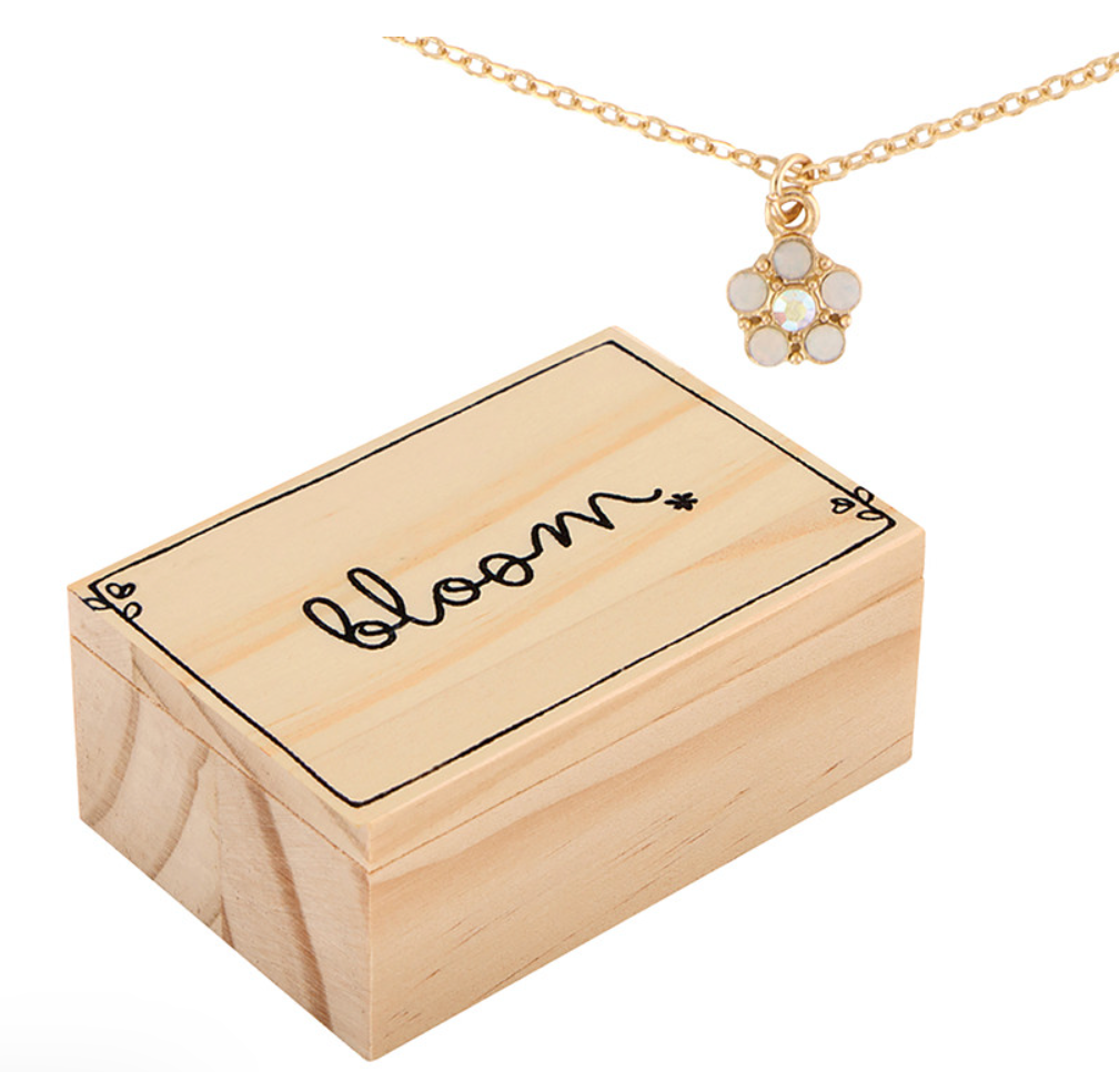Crystal Daisy Necklace