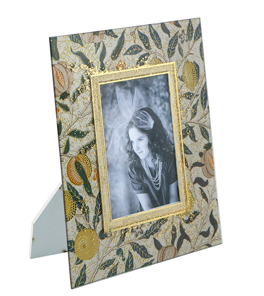 Decorative 7.3x9" Photo Frame with Multicolored Garden Flower Design,4x6" Opening